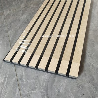 Стеновые панели из деревянных реек